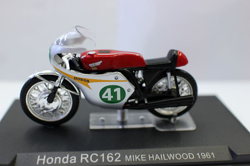 外贸1/24合金摩托车HONDAA 本田RC162摩托赛车电单车老式机车模型