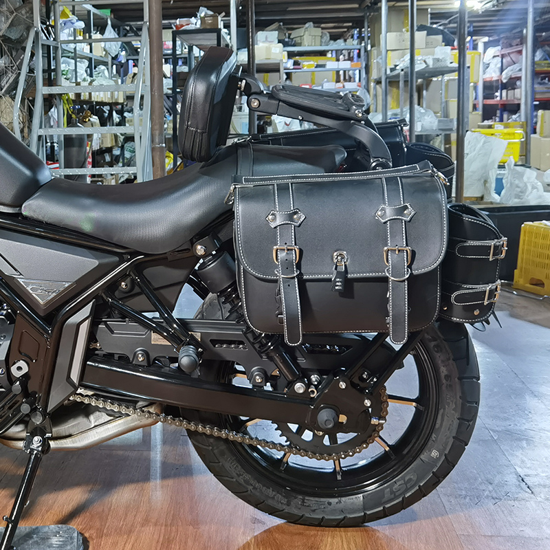 适用启典DK150C摩托车改装多功能司机折叠靠背 快拆边包无损安装