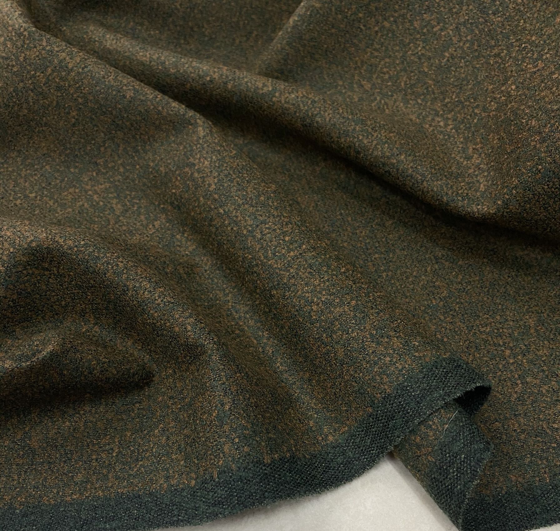 意大利进口加厚黄绿交织精纺羊毛细圈圈花呢纯羊毛面料设计师布料