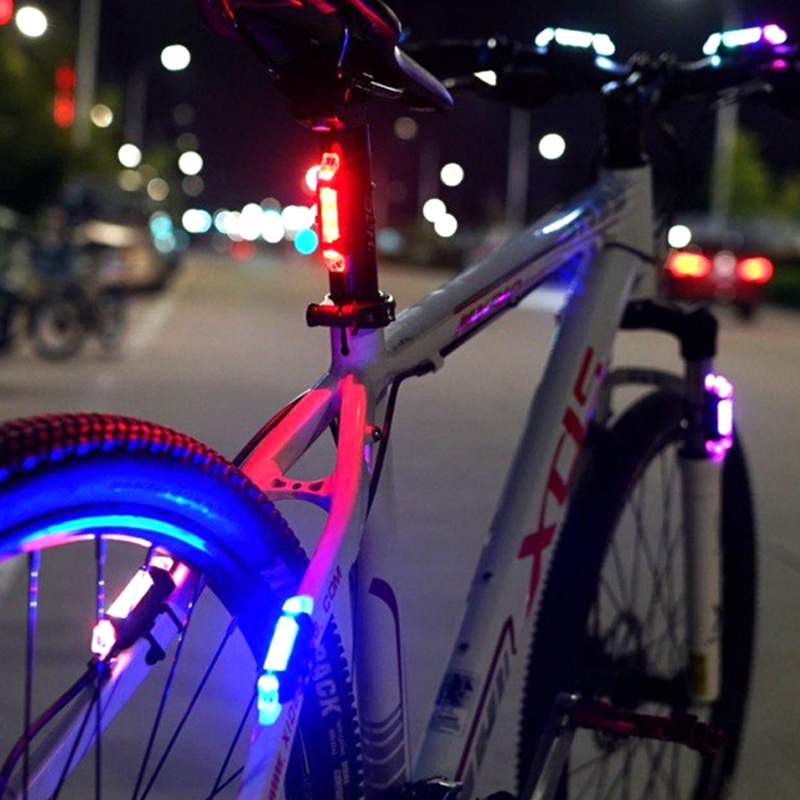 儿童自行车闪灯夜间骑行装备氛围夜灯爆闪警示配件大全闪光后尾灯