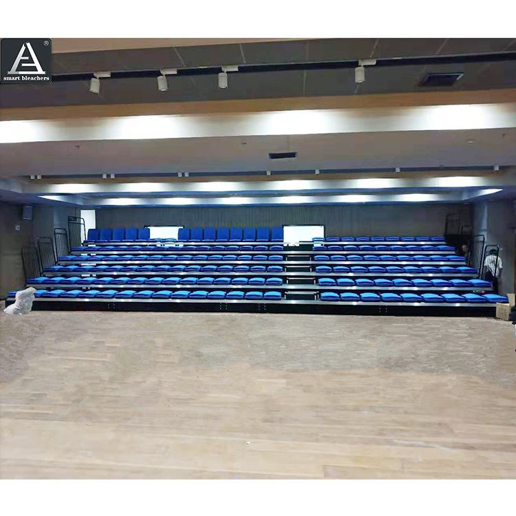 深圳国际学校室内球馆伸缩折叠看台 小学生用安全欧标移动看台