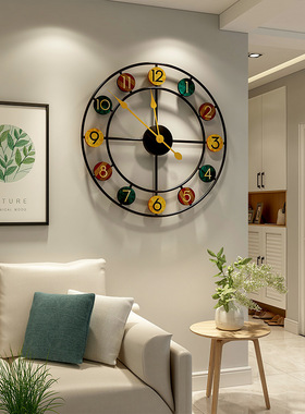 挂钟简约轻奢家用装饰时钟挂墙欧式圆形罗马创意钟表跨境爆款产品