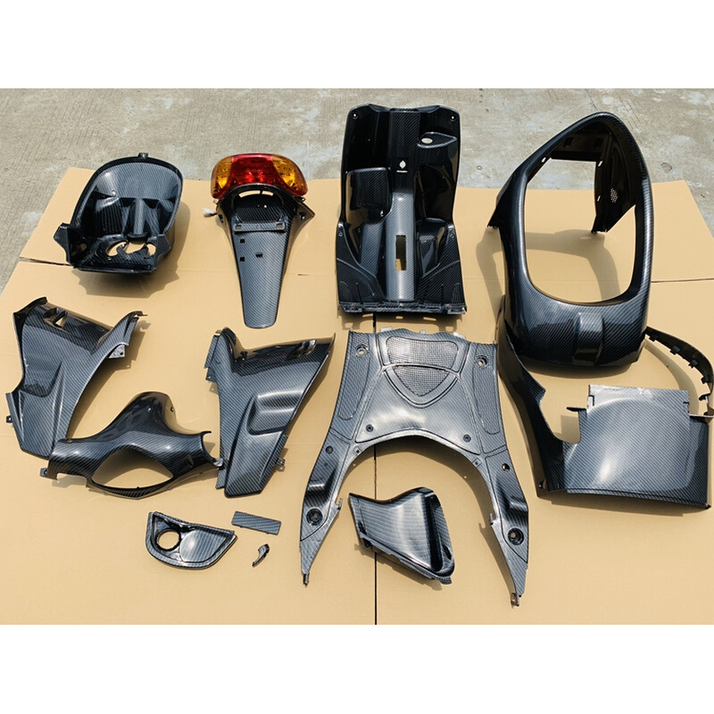 福喜巧格100 125cc碳纤维外壳黑件PP订制黑胶件电动车摩托车拉花