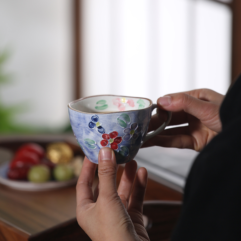 叶屿手绘手工梅花立体纹咖啡杯陶瓷釉下彩茶杯异形花朵杯杯垫壶承