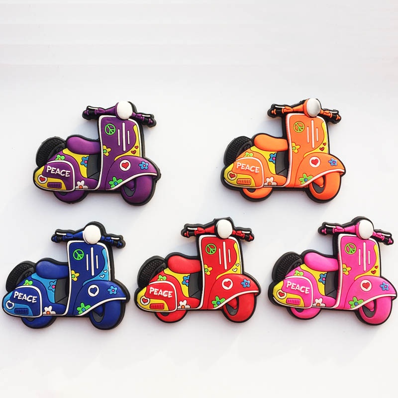 西班牙伊比萨旅游纪念品创意Q版踏板摩托车花车磁性冰箱贴伴手礼