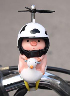 头盔猪电瓶车小猪车载小黄鸭电动网红装饰用品车外自行摩托平衡车