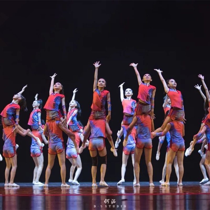第十一届小荷风采向你们学习少儿演出服中国女排啦啦操表演舞蹈服