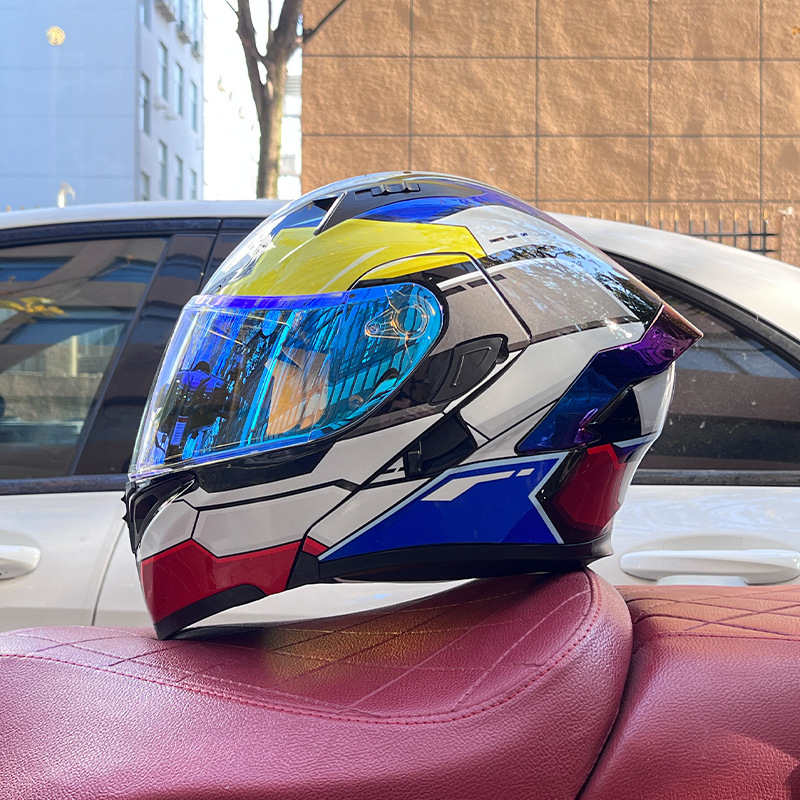 新款3C认证摩托车头盔男女揭面盔双镜冬季尾翼半全覆式四季蓝牙槽