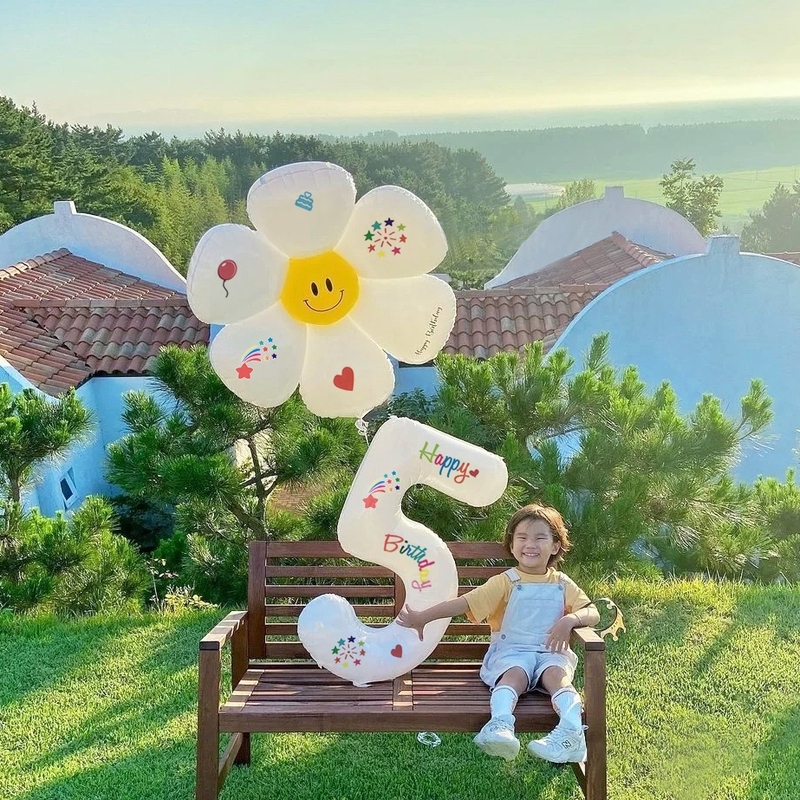 6岁3三岁生日白色数字气球太阳花女男宝儿童派对户外拍照场景布置
