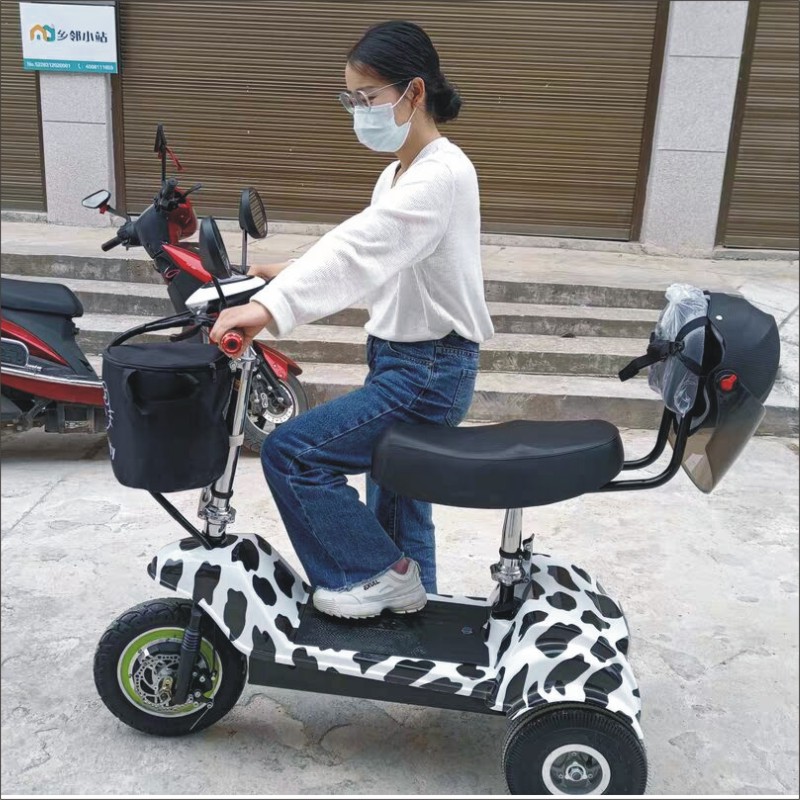 便携可折叠电动三轮车成人女士老年代步家用带娃爬坡踏板电瓶车