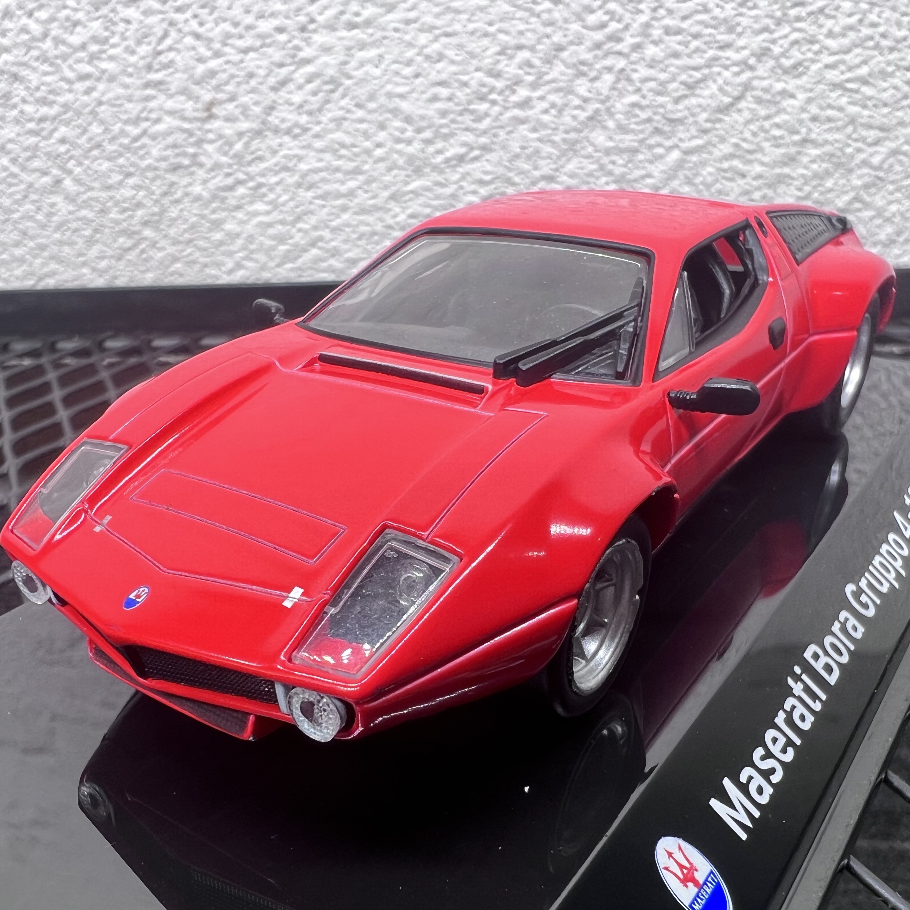 1:43玛莎拉蒂1973款Maserati Bora Cruppo4合金经典老式跑车模型