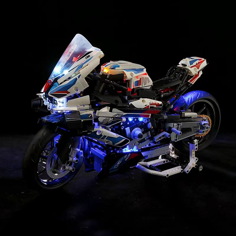新宝-马M1000RR摩托车机械组高难度模型拼装积木男孩子玩具生日礼