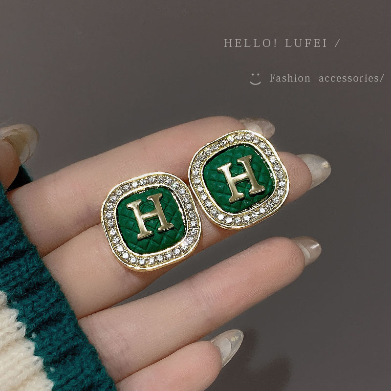 法式复古绿色轻奢H字母耳环小众设计耳钉高级感气质925银针耳饰女