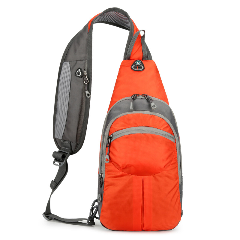 新款旅游斜挎包女胸包轻便户外包包容量大女士旅行包登山小背包
