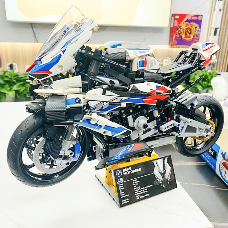 潘洛斯机械组杜卡迪宝马摩托赛车7岁高难度拼装积木玩具男孩