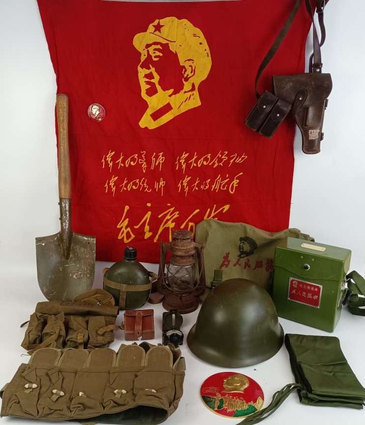 红色老物件战争军旅怀旧摆件收藏纪念品抗战教育题材文化装饰道具