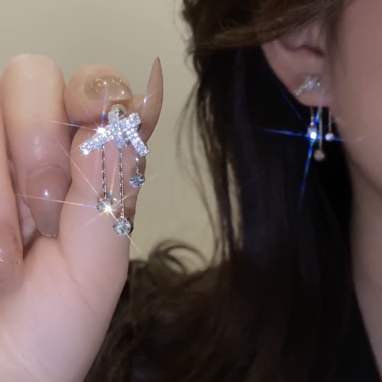 锆石珠珠简约耳钉2022年新款潮独特设计高级感气质s925银针耳环女