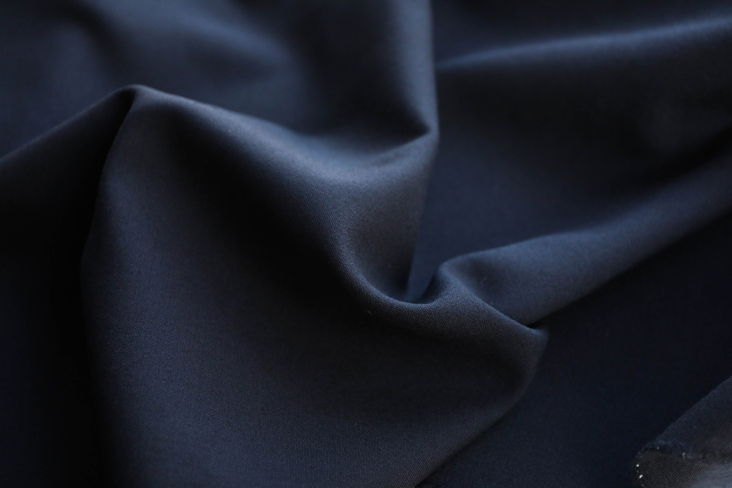 意大利进口黑色双面可揭开细腻平纹精纺纯羊毛面料设计师西装布料