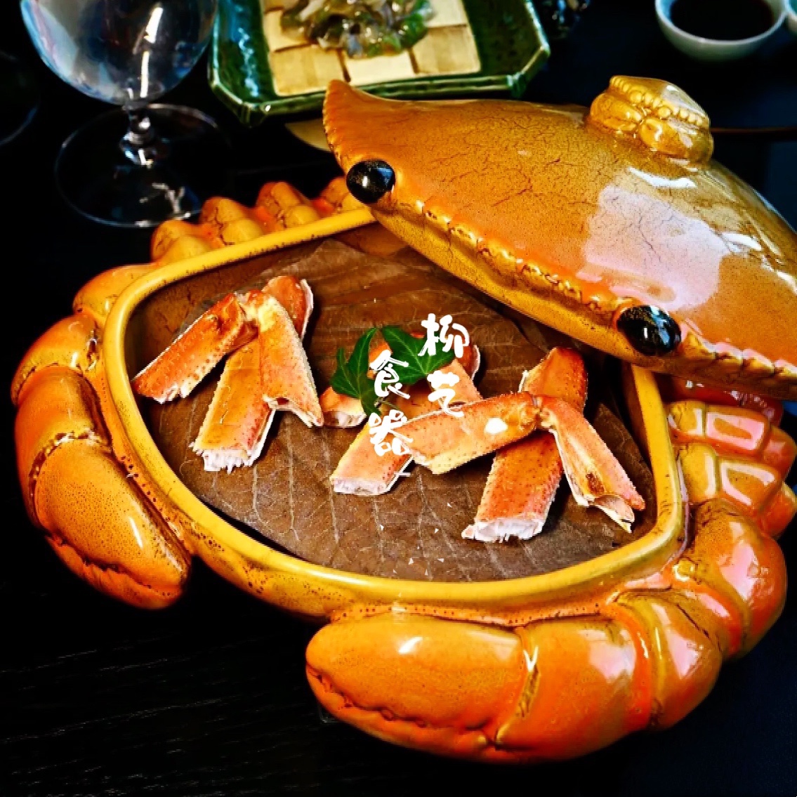 日本料理陶瓷餐具帝王蟹器皿螃蟹盘子自助餐展示盘海鲜姿造创意盘