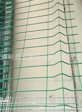 江阴包塑护栏网，江苏围栏网，常州隔离网，机场隔离网的生产厂家