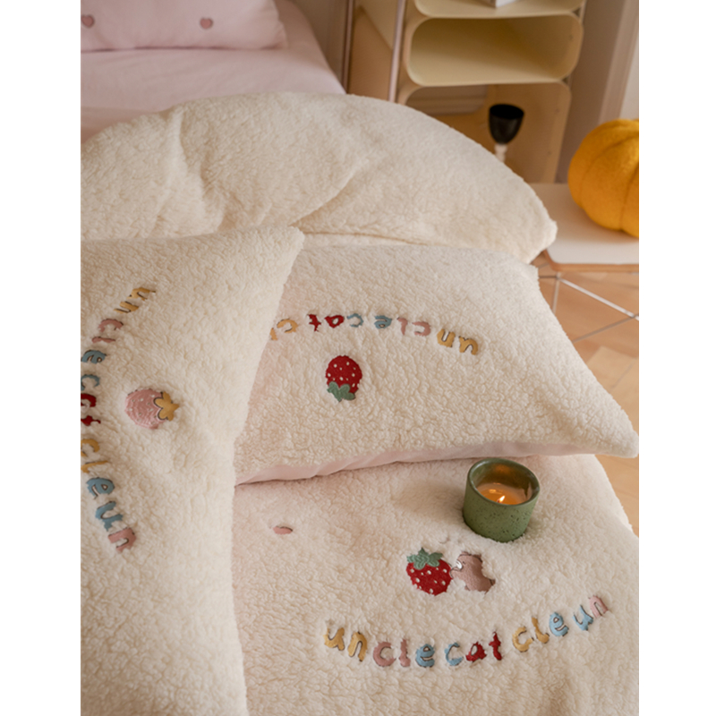 可爱少女心刺绣羊羔绒四件套 冬季保暖牛奶绒床上被套床单床笠式