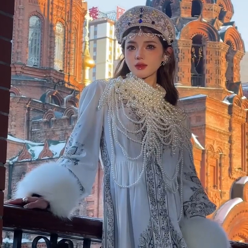 哈尔滨旅拍服装索菲亚教堂写真俄罗斯雪国公主秋冬摄影演出舞台服