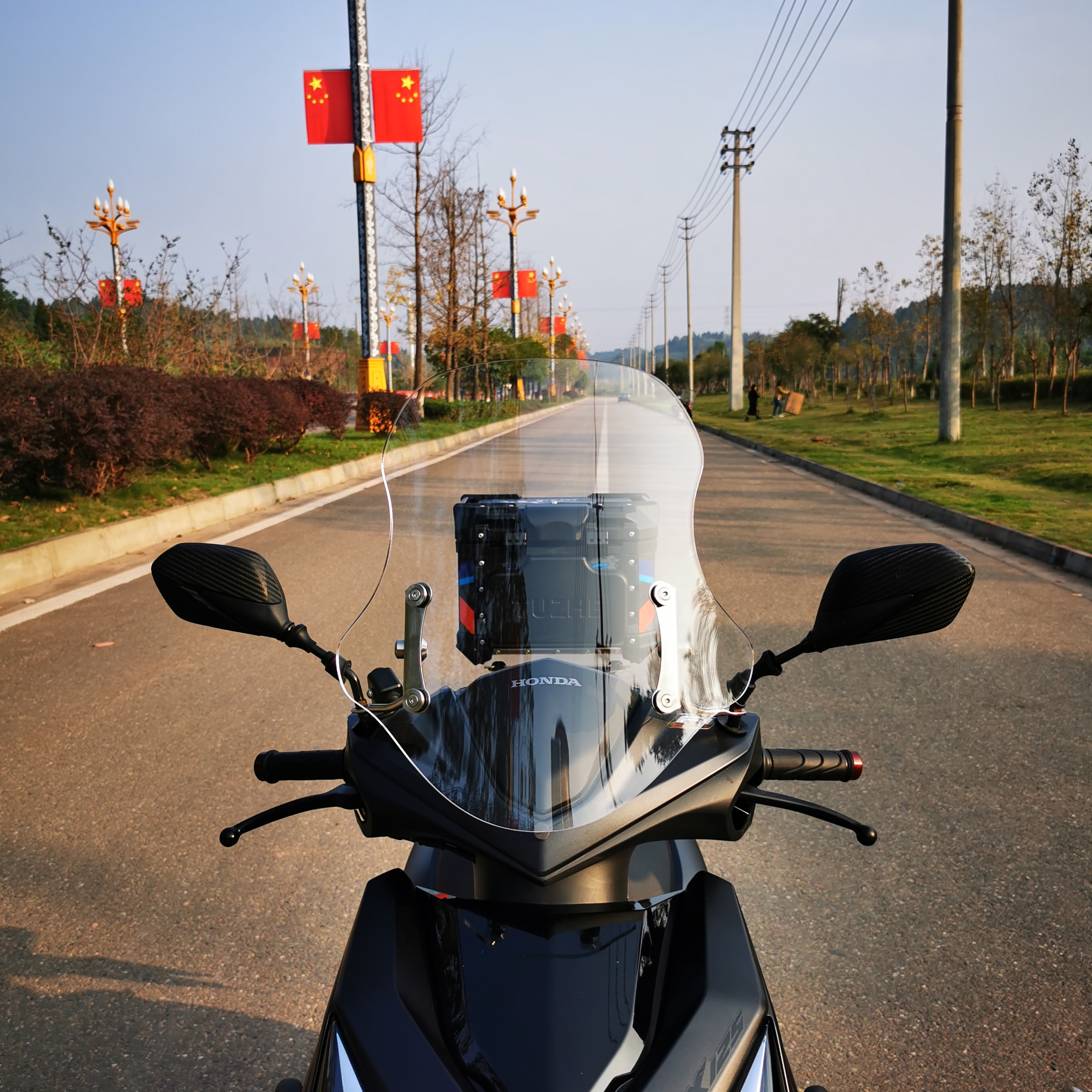 适合新大洲 本田裂行前挡风升降调节踏板摩托车RX125改装风挡玻璃