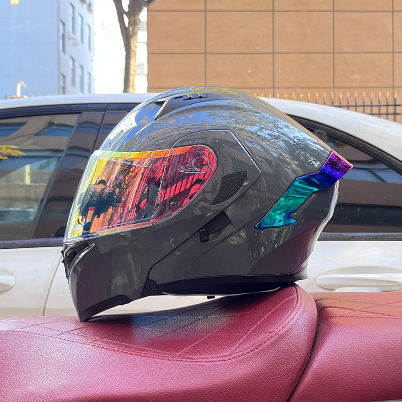 新款Orz新国标A头盔男女摩托车头盔揭面盔全盔尾翼半盔防护帽安全