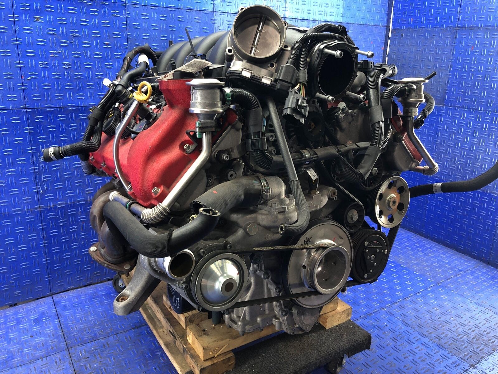 适用玛莎拉蒂总裁 MC20 4.7L V8 发动机缸盖连杆曲轴中缸活塞总成