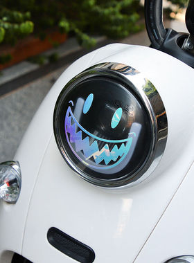 电动车贴纸摩托车改装表情车灯贴个性创意电瓶车装饰反光贴头盔贴