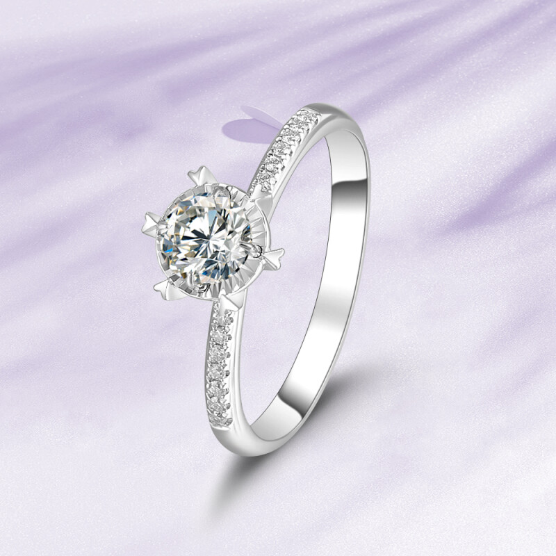18K金钻石戒指心形爪显钻大1克拉钻戒人工培育钻石求订婚结婚礼物