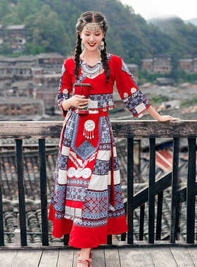 广西壮族传统服饰女云南苗寨苗族成人旅拍新款刺绣舞蹈演出表演服