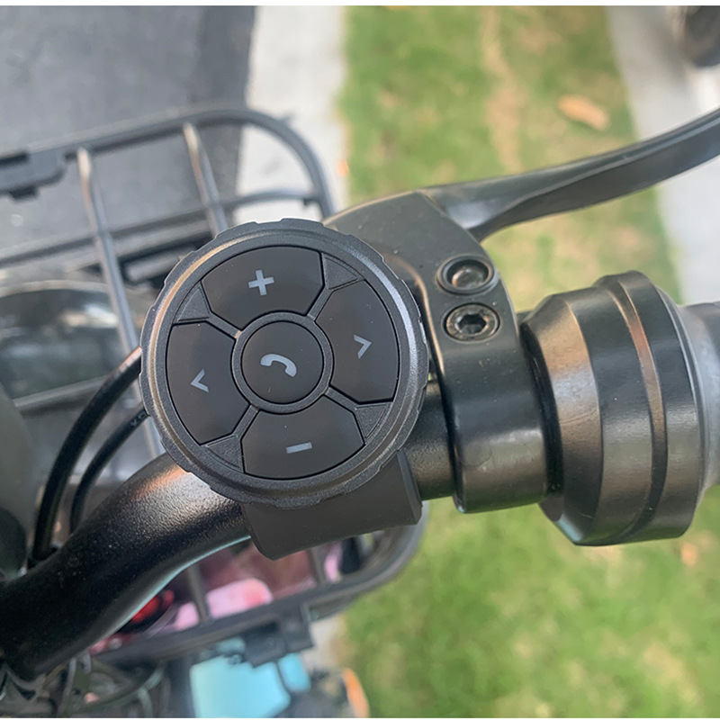 蓝牙方向盘按键摩托车自行车手机切歌接挂电话遥控器多功能控制器