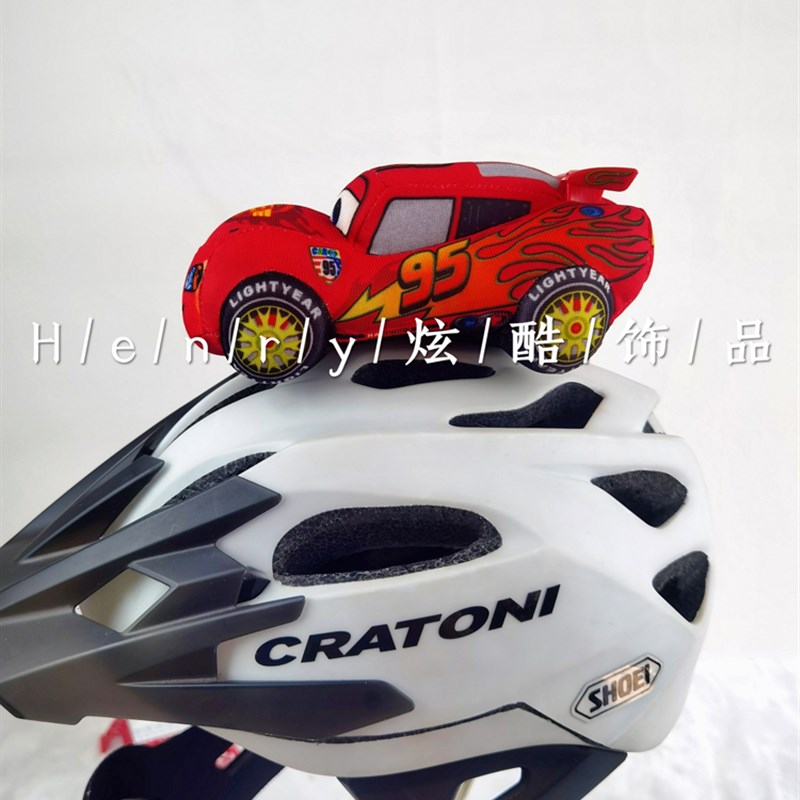 儿童平衡车轮滑雪成人摩托车电动头盔装饰品汽赛车Z总动员麦坤