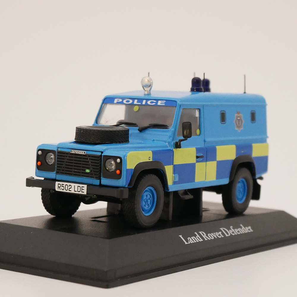 1:43 Land Rover Defender路虎卫士英国警车合金玩具汽车模型摆件