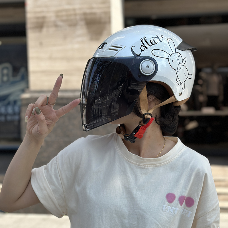 艾狮电动车女头盔男摩托车夏季防紫外线安全帽骑行防晒哈雷半盔3c