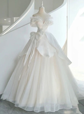 法式缎面一字肩婚纱公主风2024新款新娘结婚出门纱轻奢质感012