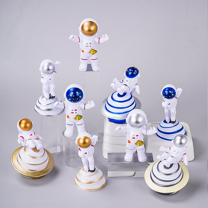 新款星际宇航员生日蛋糕装饰摆件男孩太空航空探险队甜品台配件