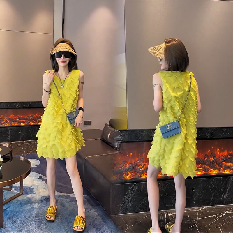 欧洲站2023夏季新款小香风连衣裙法式设计感洋气无袖轻奢短裙女潮