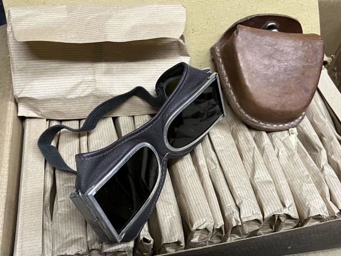 老货公发原品70年代59式风镜纯牛皮盒摩托机车户外防风沙防护眼镜