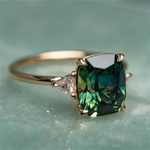 极速Elegant Square Emerald Ring for Women Fashion Gold Color
