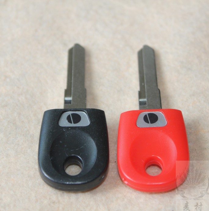 杜卡迪摩托车钥匙 可以安装防盗芯片的钥匙壳  杜卡迪钥匙壳