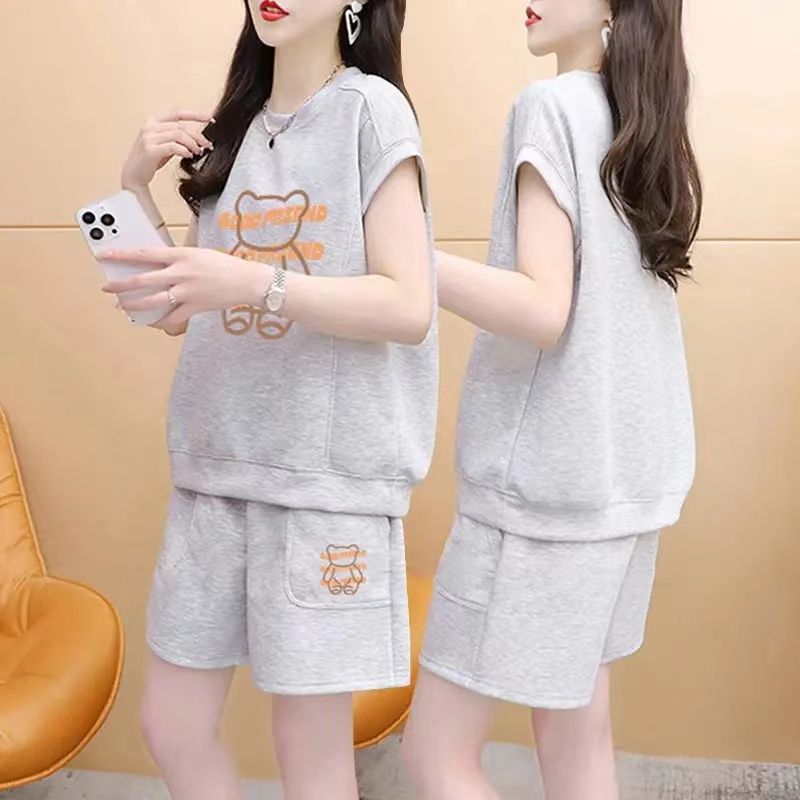 纯棉休闲运动套装女夏季2024韩版网红宽松短袖T恤+短裤时尚两件套