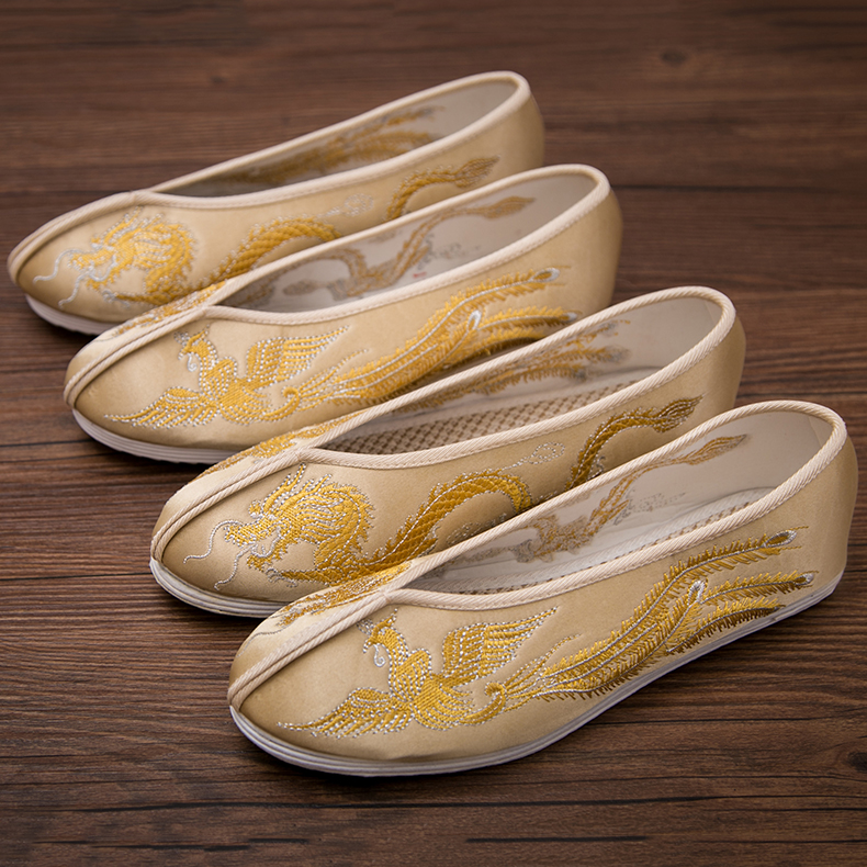 中式复古婚鞋女士金色秀禾鞋新娘千层底流苏穗黄色婚鞋上轿鞋单鞋