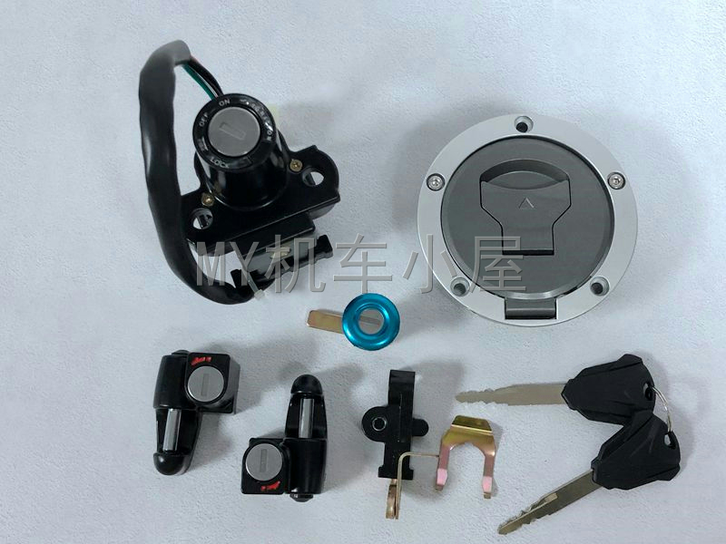 适用烽火摩托车锁V8油箱盖电锁套锁V8街车电门锁XL150-S电喷套锁
