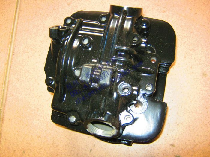适用轻骑铃木王GS125汽缸头 欧一老款气缸头盖 摩托车发动机缸盖