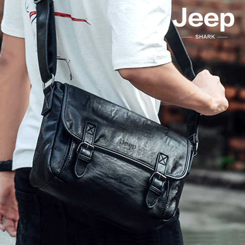Jeep吉普男包男士斜挎包大容量机能潮流软皮单肩休闲小背包平板包