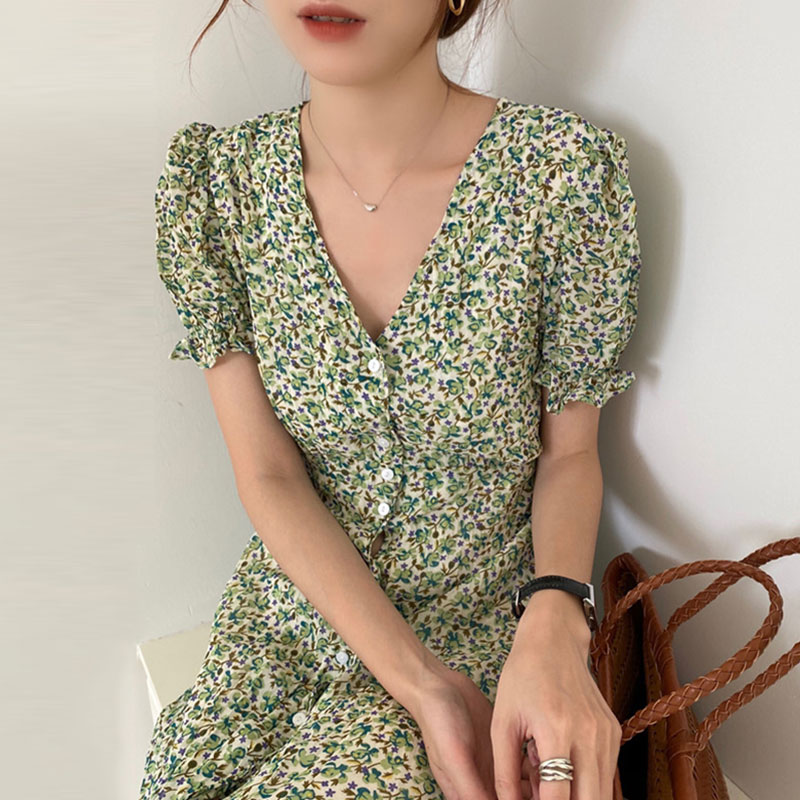 韩国chic夏季法式浪漫V领单排扣开叉下摆中长款短袖雪纺连衣裙女