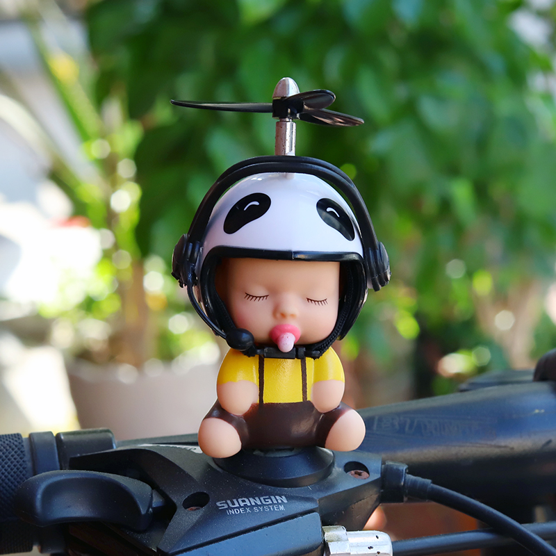小黄鸭车载摆件电瓶车头盔电动摩托车自行车装饰品汽车摆件小配件