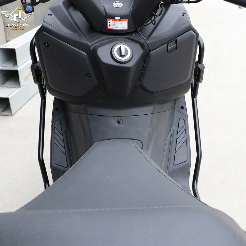 高档适用于三阳九妹Z300保险杠XS300T摩托车护架防摔护腿杠前包围